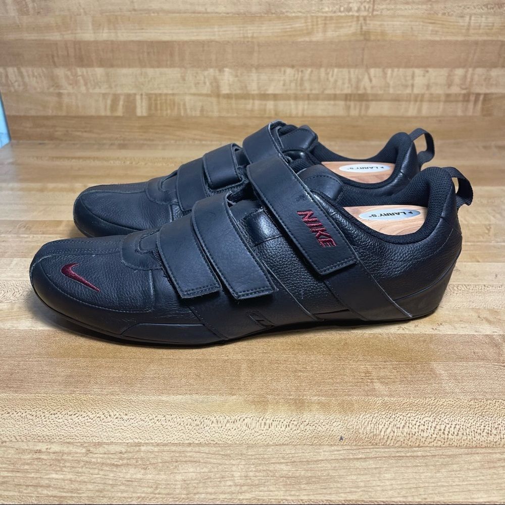 Men's Nike Fixed Speed V sneaker Shoes with hook & loop straps Black size 11